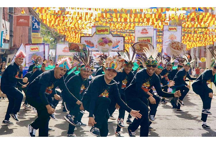 Mang Inasal drums up Unli-Saya at Dinagyang 2024