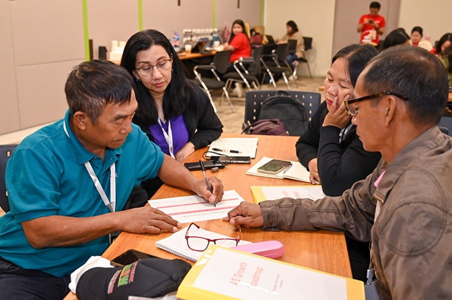 Jollibee Group Foundation brings partners together to support farmers’ growth