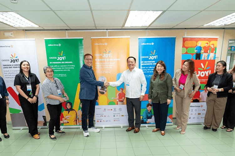 Jollibee Group, DepEd to Co-Develop Senior High School QSR Curriculum and Work Immersion Program