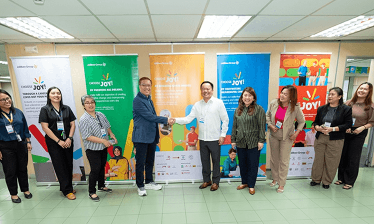 Jollibee Group, DepEd to Co-Develop Senior High School QSR Curriculum and Work Immersion Program