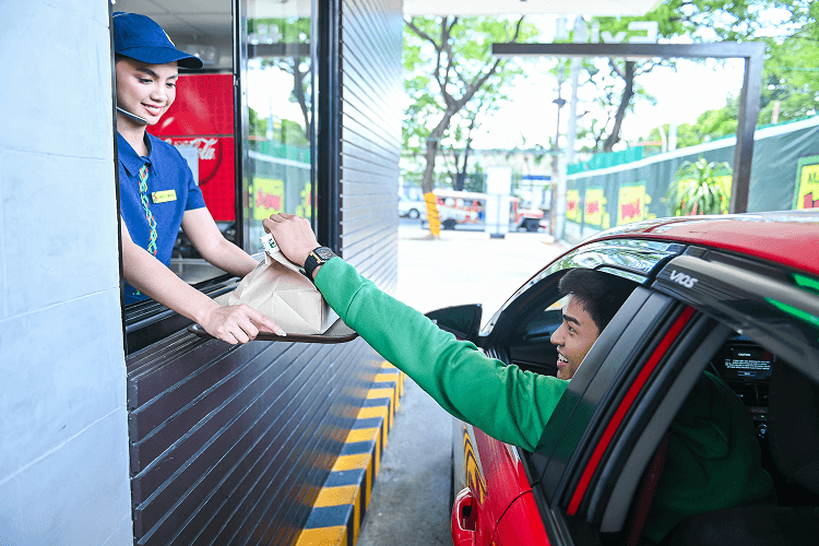 Mang Inasal expands off-premise services as  convenience reshapes consumer behavior
